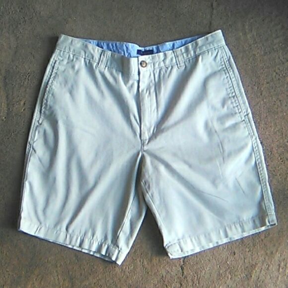 Club Room Men's Khaki Shorts - Picture 1 of 6